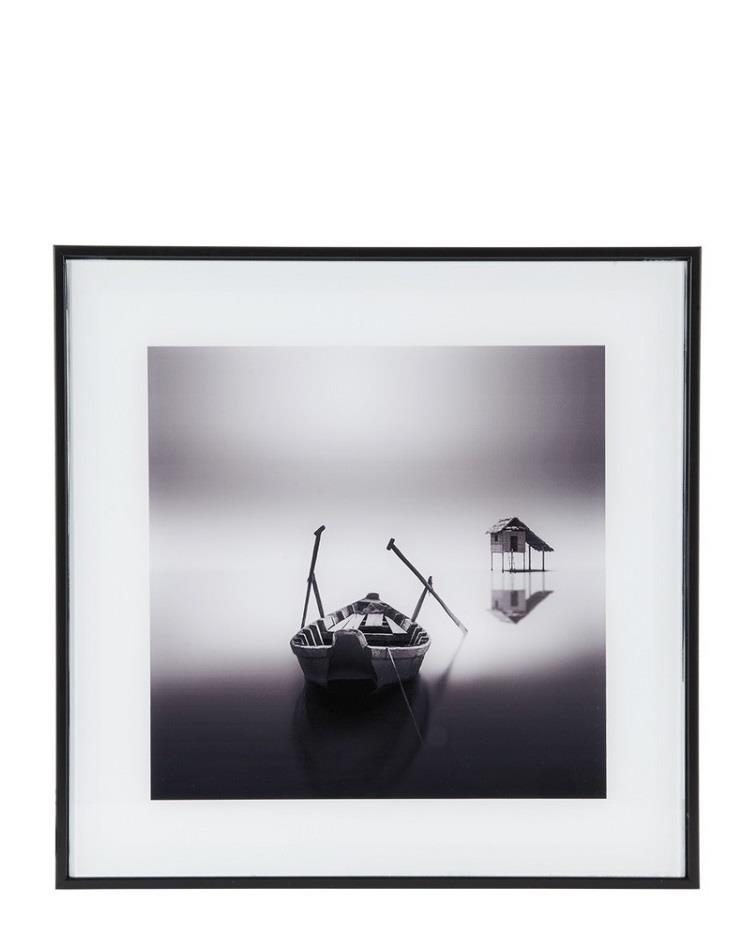 תמונה שחור לבן - צילום אומנותי - סירת דייגים 30X30CM
